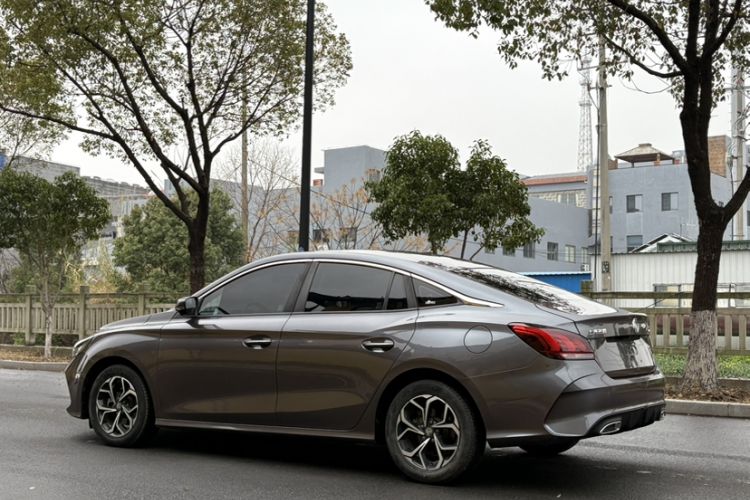 Used MG 5 2021 180 DVVT CVT Youth Luxury Edition