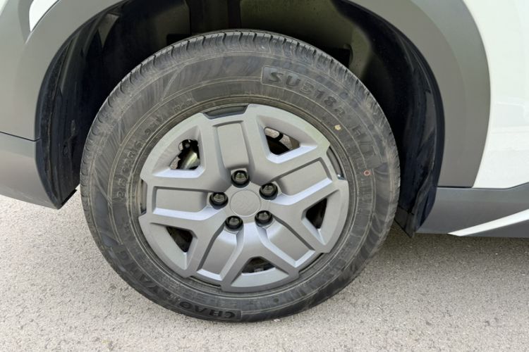 Used BYD Yuan UP 2024 401 km Active Version Exterior 9