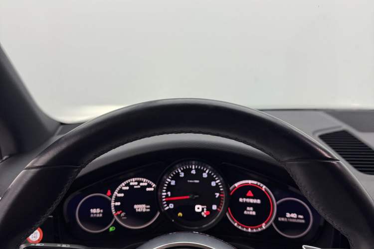 Used Porsche Cayenne 2018 Cayenne S 2.9T Interior 1