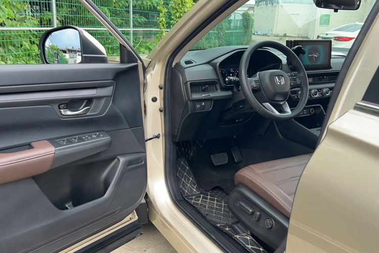 Used Honda CR-V 2023 240TURBO Two-Wheel Drive Smart Edition 5 Seats
