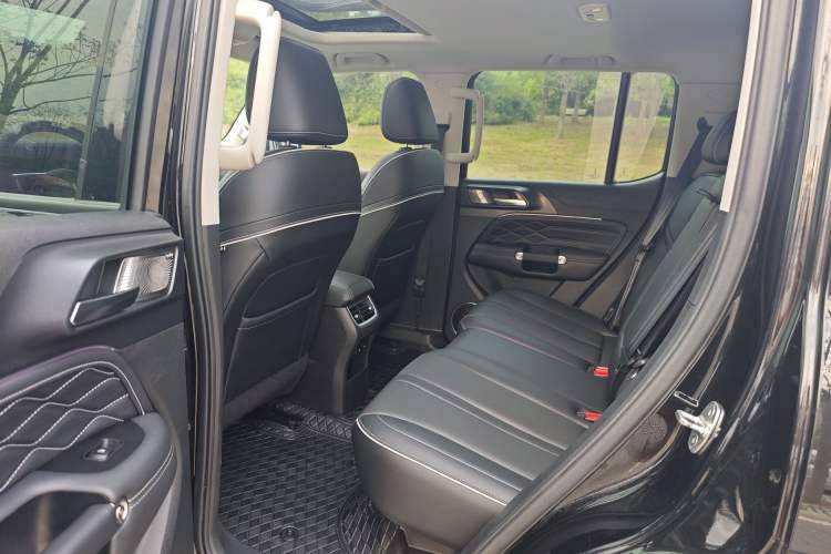 Used Tank 300 2021 Off-Road Edition 2.0T Conqueror Interior 6