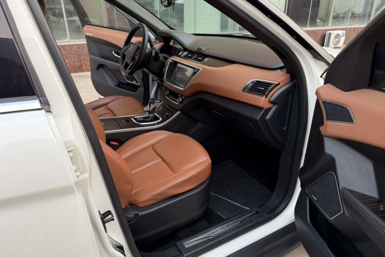 Used Land X7 2018 Geely Jingyue 1.5T Panoramic Luxury Model
