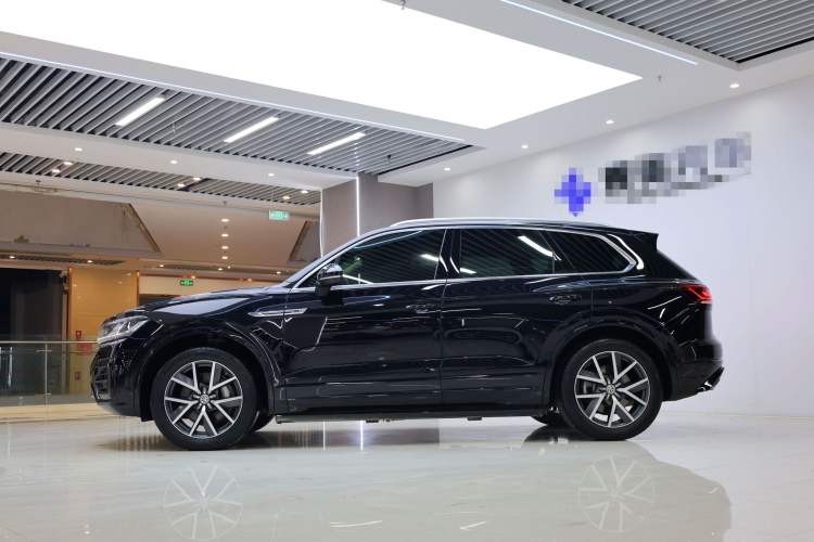 Used Volkswagen Touareg 2019 3.0 TSI RuiFeng Edition China V Standard Exterior 2