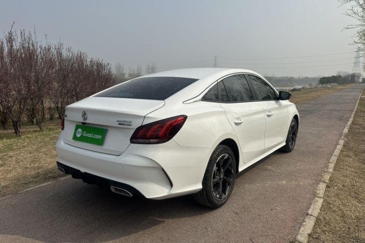 Used MG 5 2022 300TGI DCT Chao Yue Luxury Edition