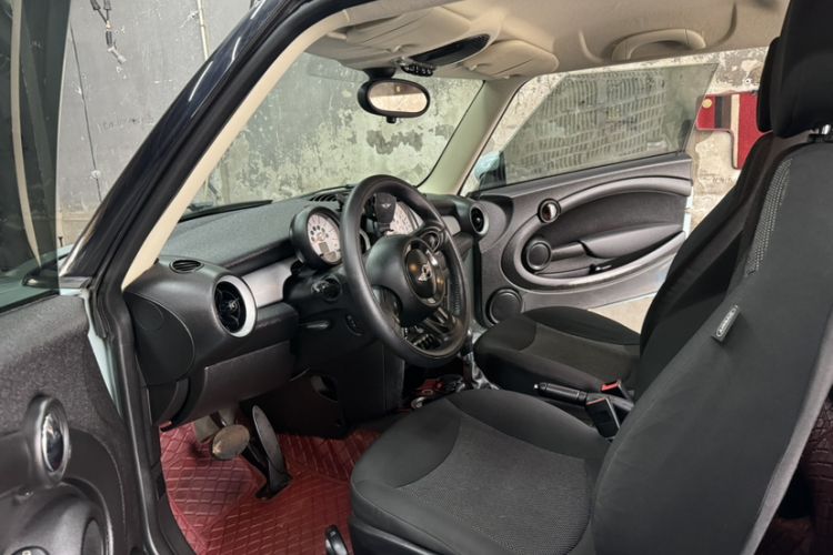 Used MINI 2013 1.6L ONE Limited Edition First Version Left Front Seat