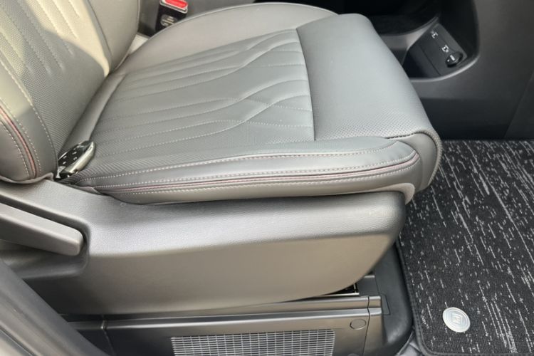 Used GAC Trumpchi M8 2024 Master Series 400T Prestige Edition Interior 10