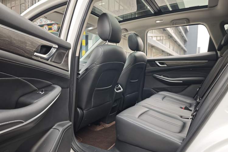 Used Landian E5 2023 1.5L DE-i 100KM Zhenxiang Edition 5-seater
