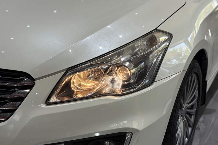 Used Suzuki Alivio 2015 1.6L Automatic Enjoyment Model
