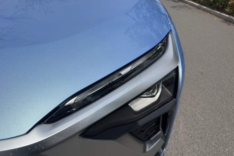 Used Nio ES8 2018 355 km Base Version 7-Seater Edition