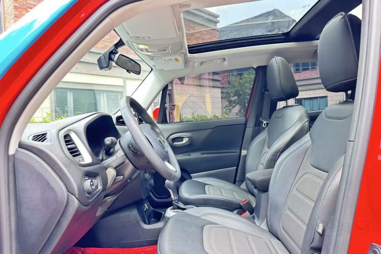 Used Jeep Renegade 2019 220T Automatic Leading Edition