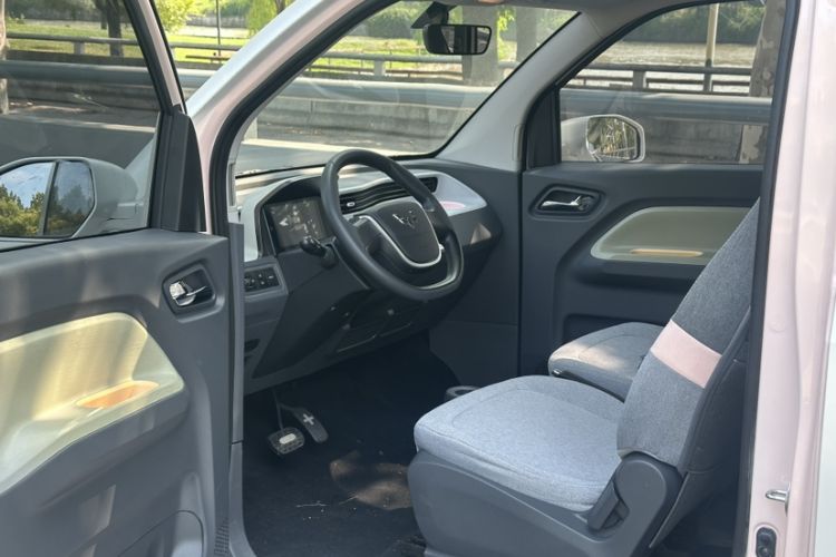 Used Wuling Hongguang MINIEV 2022 Macaron Premium Model – Lithium Iron Phosphate