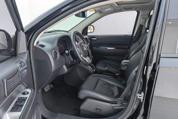 Used Jeep Compass 2014 Revised Version 2.4L Four-Wheel Drive Luxury Edition