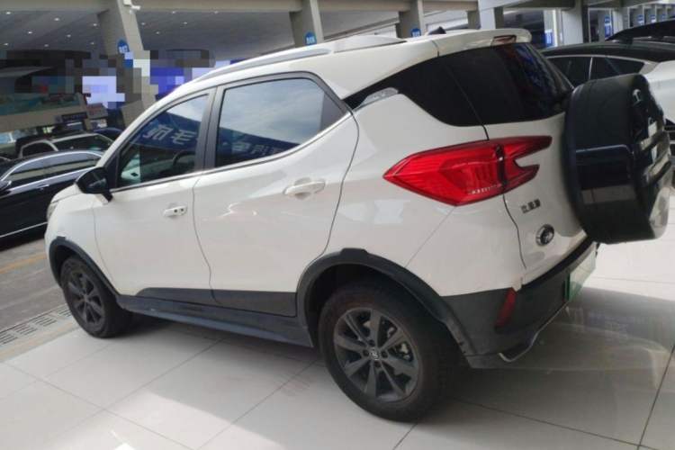 Used BYD Yuan New Energy 2019 EV360 Smart Connect Enjoyment Model