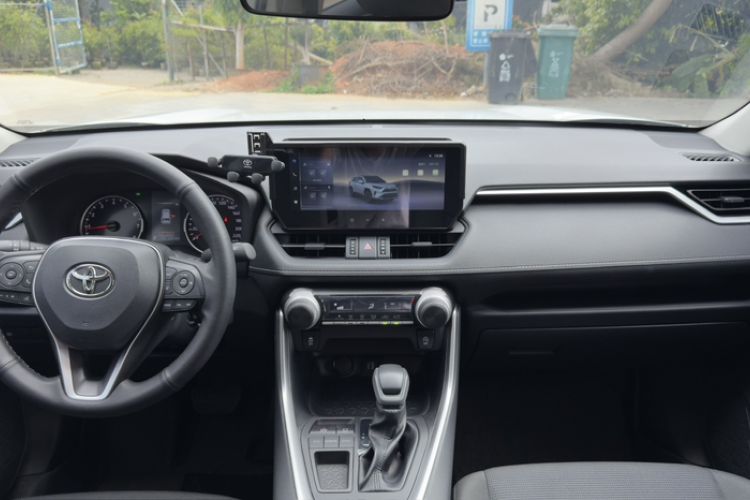 Used Toyota RAV4 2023 2.0L CVT Two-Wheel Drive Urban Edition Interior 1