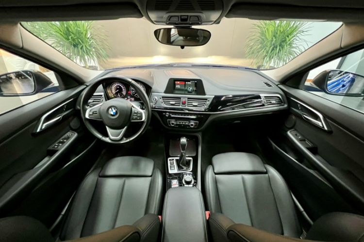 Used BMW 1 Series 2017 118i Sport Edition Interior 1