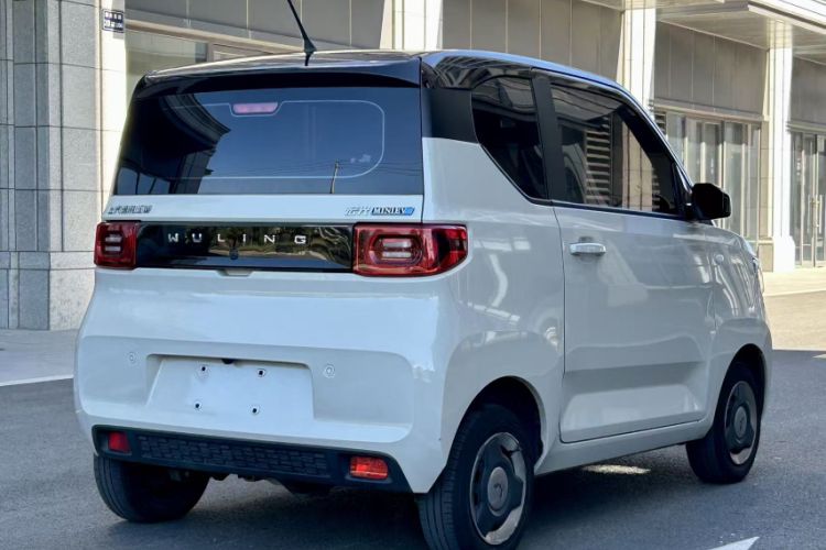 Used Wuling Hongguang MINIEV 2022 Macaron Premium Model – Lithium Iron Phosphate