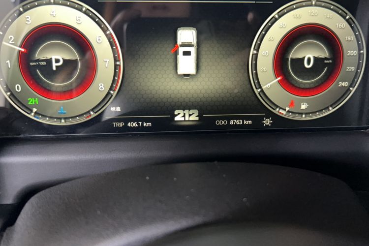 Used 212 T01 2024 2.0T Explorer