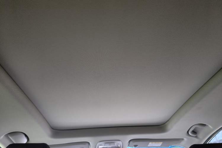 Used Buick GL6 2019 18T 6-Seater Connected Luxury Version China VI Standard Headliner