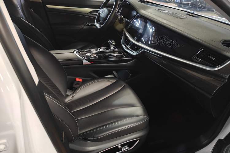 Used Geely Auto Emgrand GT 2021 1.8T Flagship Edition+ Interior 4