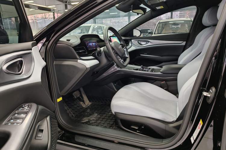 Used BYD Seal 2023 DM-i 1.5L 121km Elite Model