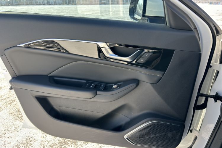 Used Bestune B70 2025 Dragon Edition 1.5T Enjoyment Model
