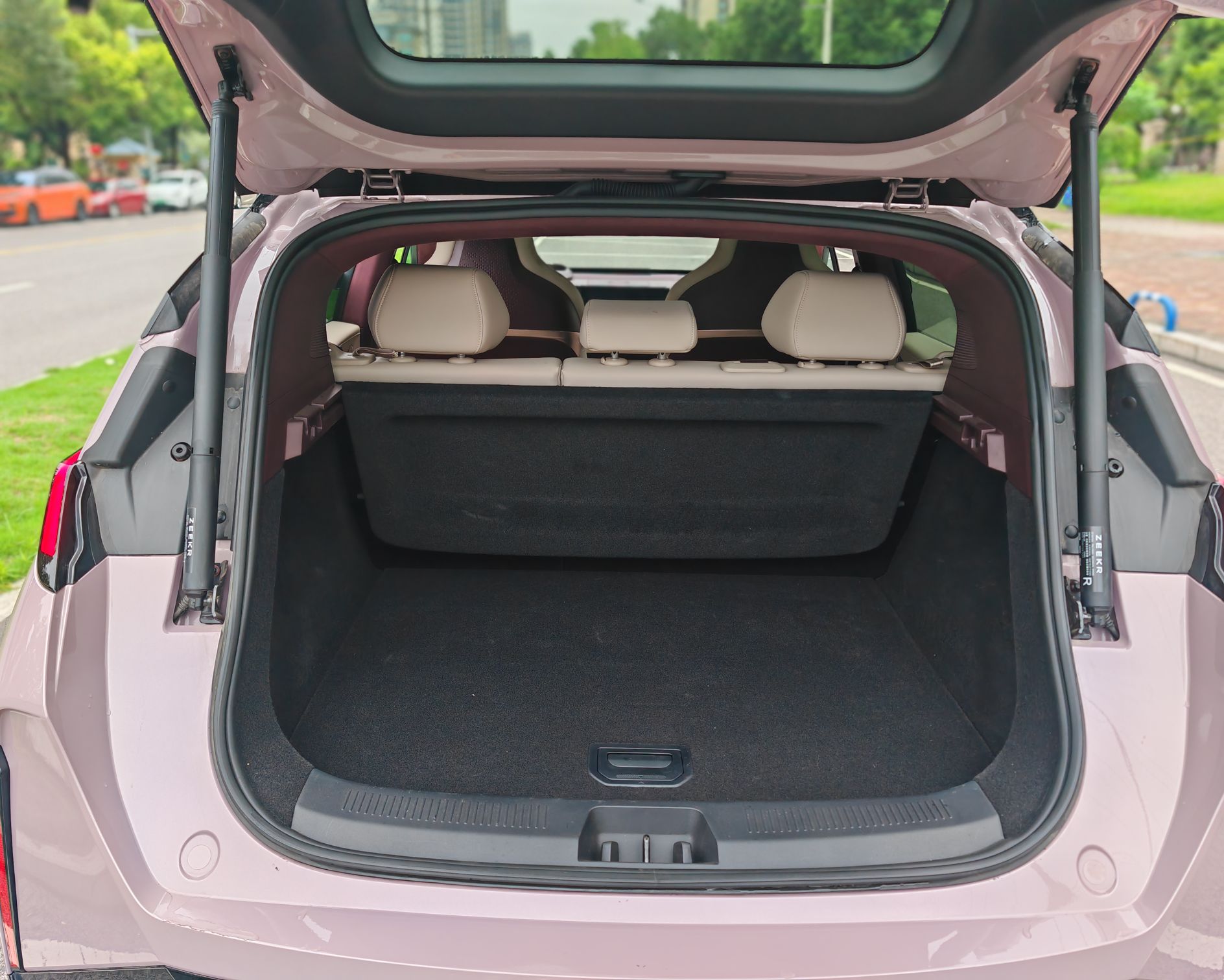 Zeekr X 2025 5-Seater Rear-Drive Version — снимка 16