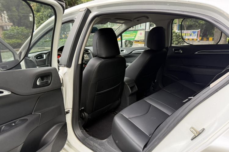 Used Citroen C4L 2014 1.8L Intelligent Drive Automatic Enjoyment Model
