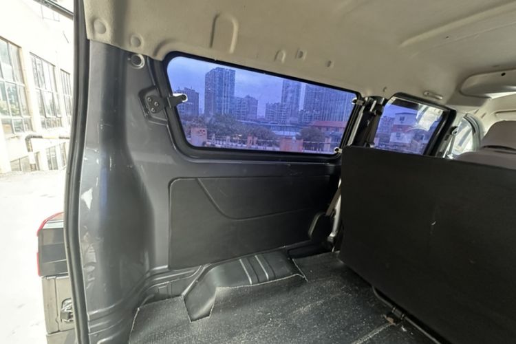 Used Jinbei Gold Hiace M Classic 2022 1.5L Engineering Lion Passenger Vehicle 5 Seats
