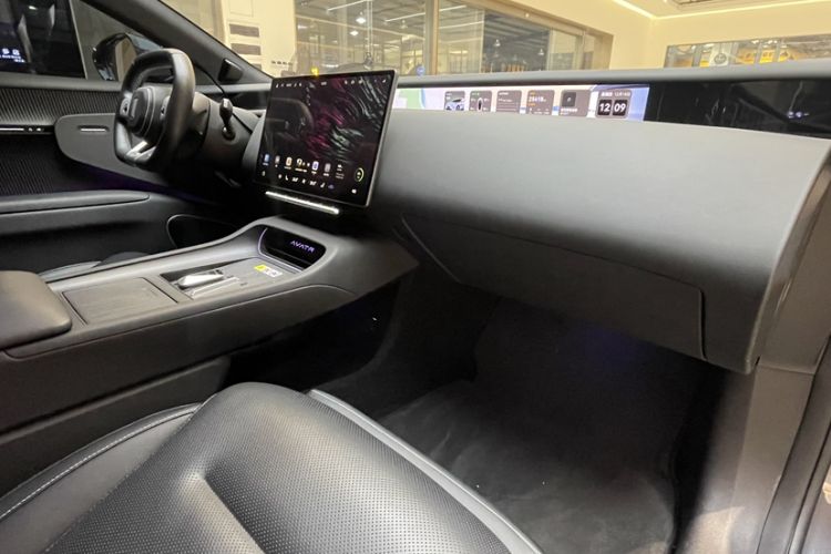 Used Avatr 12 2025 Ultra Extended-Range Edition
