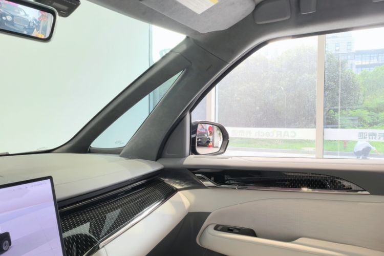 Used Zeekr 009 2024 Six-Seat Executive Version 4WD 108 kWh
