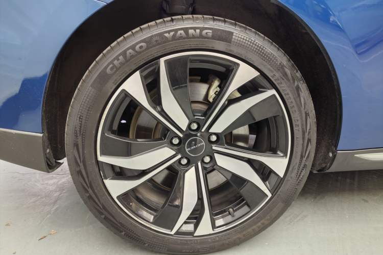 Used SERES SF5 2021 Four-Wheel Drive Freedom Expedition Edition