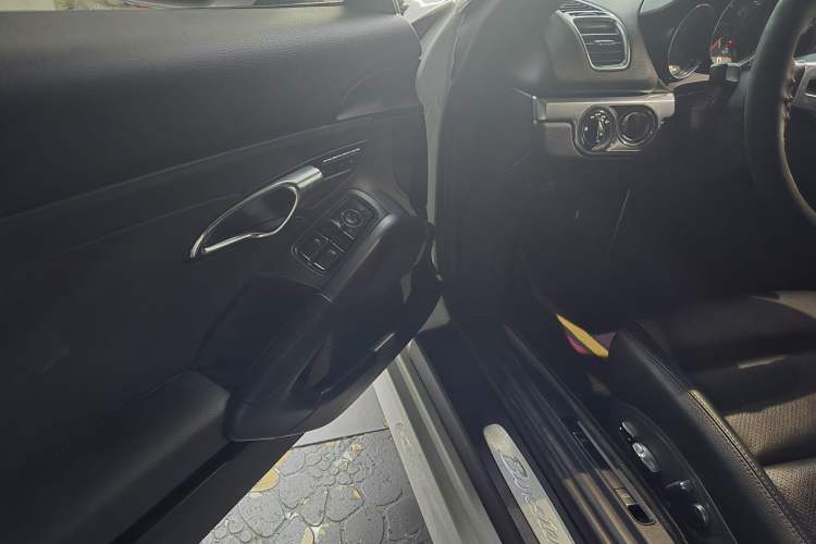 Used Porsche Boxster 2013 Boxster 2.7L