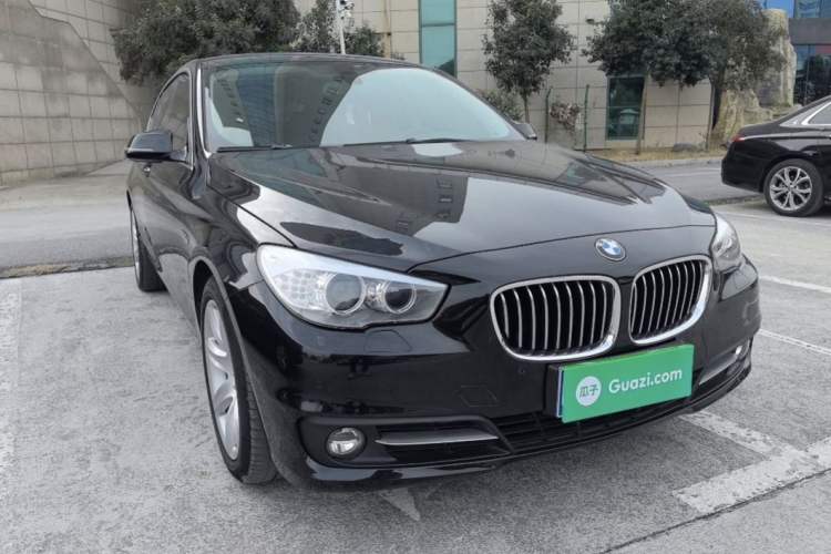 Used BMW 5 Series GT 2017 528i Leading Model