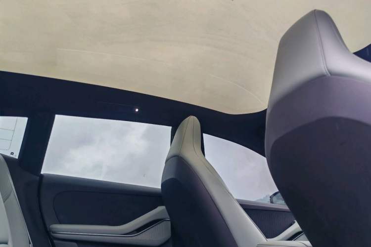 Used Nio ET5T 2023 75 kWh Touring Interior 3