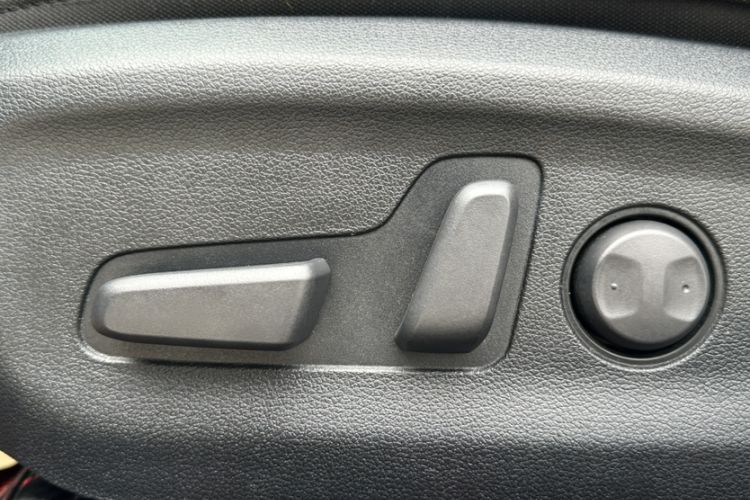 Used Hyundai Lafesta 2019 280TGDi Smart Edition China VI Standard Interior 7