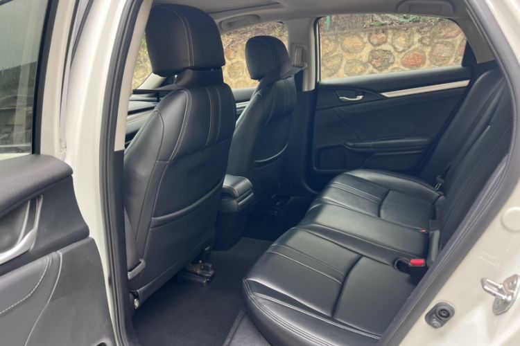 Used Honda Civic 2016 220TURBO CVT Luxury Edition
