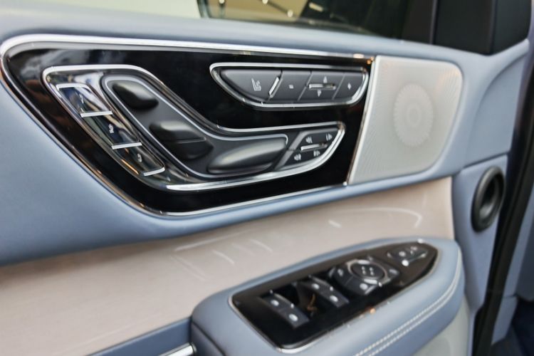 Used Lincoln Navigator 2020 3.5T Long-Wheelbase Presidential Edition
