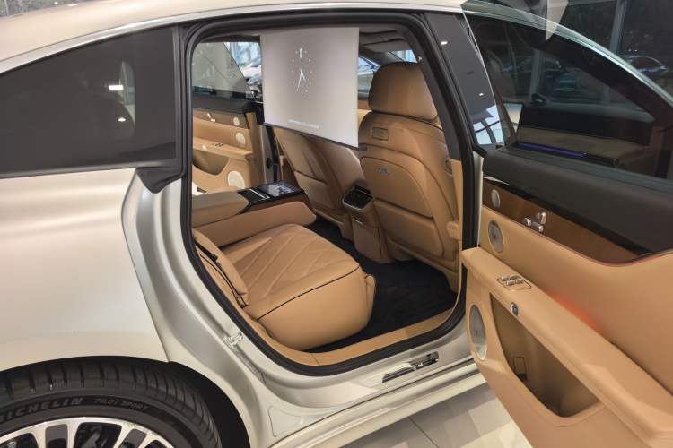 Used Hima Stelato S9 2024 All-Electric Ultra Four-Wheel-Drive Flagship Edition