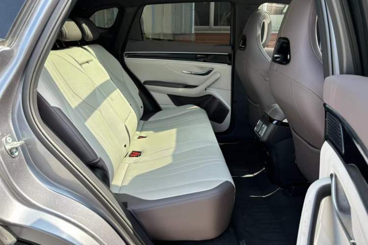 Used BYD Song PLUS New Energy 2025 EV 520km Premium Version
