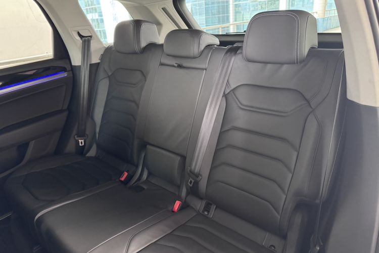 Used Volkswagen Touareg 2021 3.0 TSI Luxury Edition Black Diamond Sport Package
