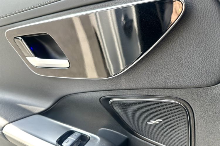 Used Mercedes-Benz C-Class 2023 Second Facelift C 260 L Sport Edition Interior 2