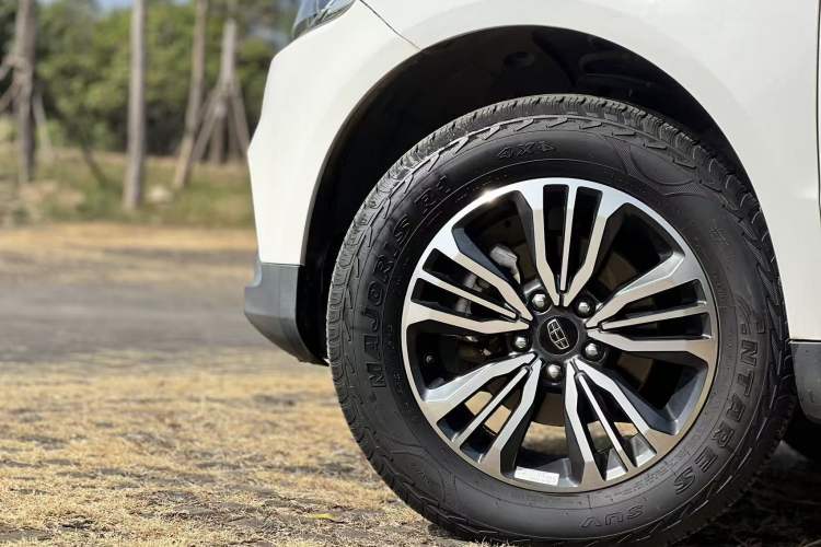 Used Geely Auto Vision X6 2016 1.3T CVT Luxury Model
