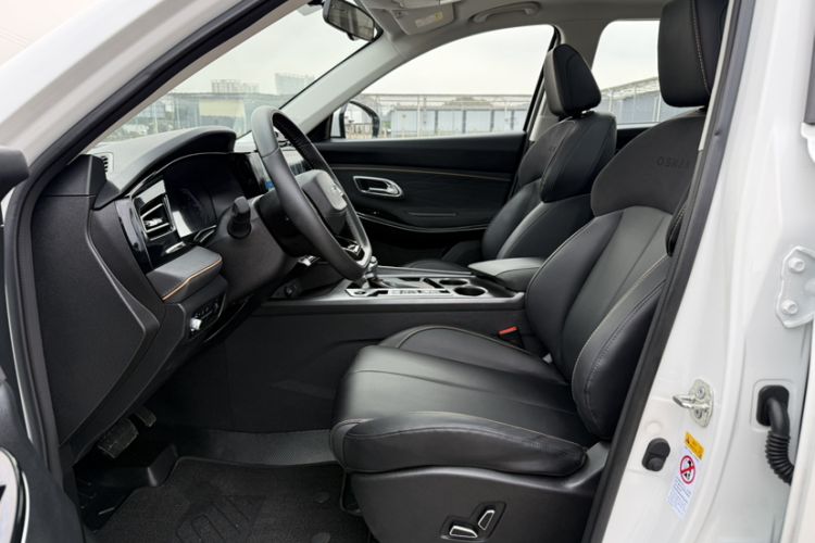 Used CHANGAN OSHAN X7 PLUS 2023 Enjoy Edition 1.5T Automatic Prestige Model Interior 5