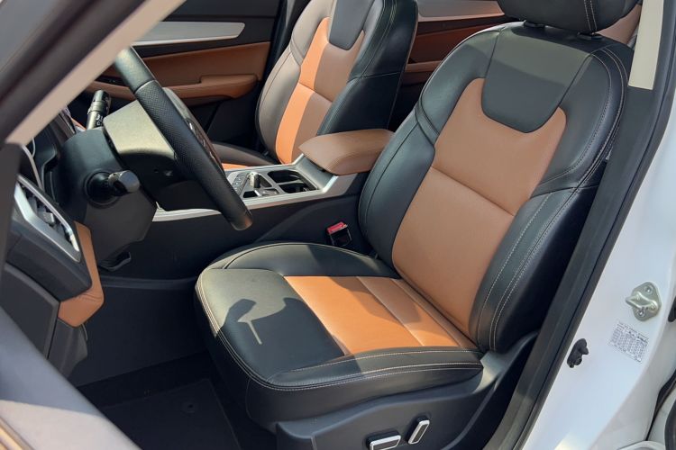 Used Geely Auto Vision X6 2018 1.4T CVT 4G Connected Flagship Edition
