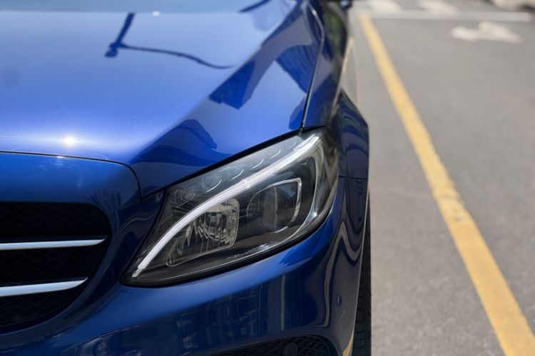 Used Mercedes-Benz C-Class 2017 Restyled C 200 Sport Edition Exterior 10