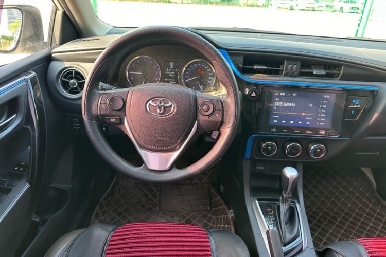 Used Toyota Levin 2018 185T CVT Luxury Edition China V Standard Interior 4