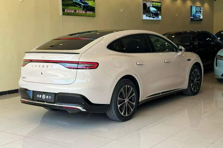 Used Hima Luxeed R7 2026 Model Range-Extending Max+