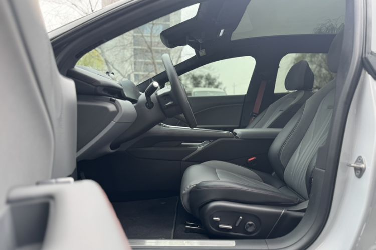 Used Zeekr 007GT 2025 Rear-Drive Intelligent Driving Version 75 kWh