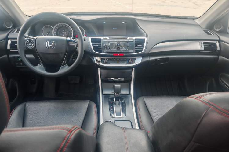 Used Honda Accord 2015 2.0L LX Comfort Edition
