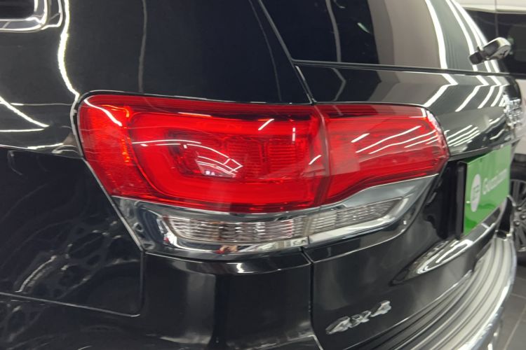 Used Jeep Grand Cherokee (Import) 2015 3.6L Luxury Navigation Edition